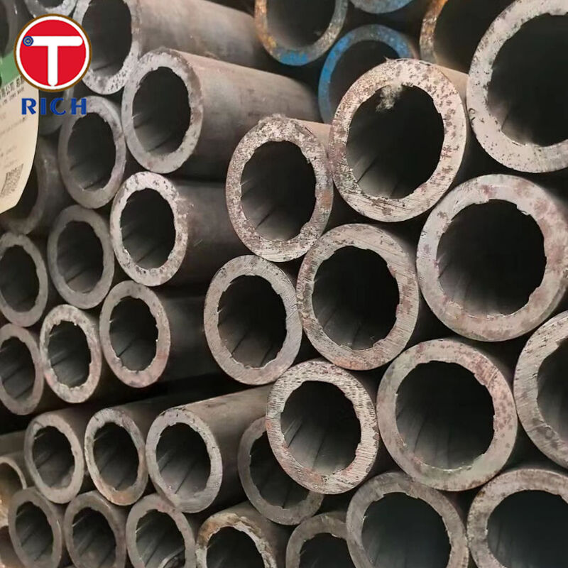 ASME SA213 Klasse T12 Interne draad naadloze laaggelegeerde warmtewisselaarbuis met Cr-Mo-ontwerp en 30-325 mm OD