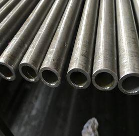 Goede prijs. De naadloze Mediumcarbon-Buizen Astm A210 van de StaalWarmtewisselaar/Sa210-Norm online