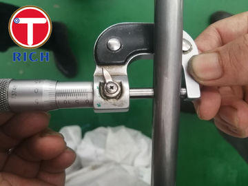 Goede prijs. Buizen van het de Precisiestaal van het Schokbreker de Koudgetrokken Staal Pijp Gelaste 0,8 - 16 Mm Gewichts online